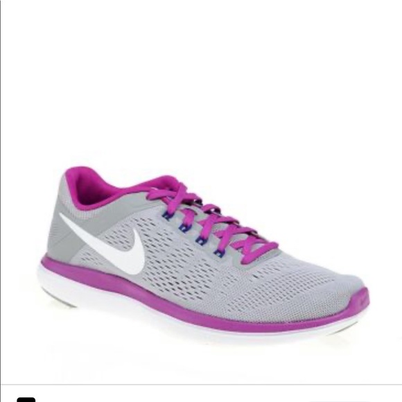Nike Shoes - NWOT Nike Flex 2016 RN